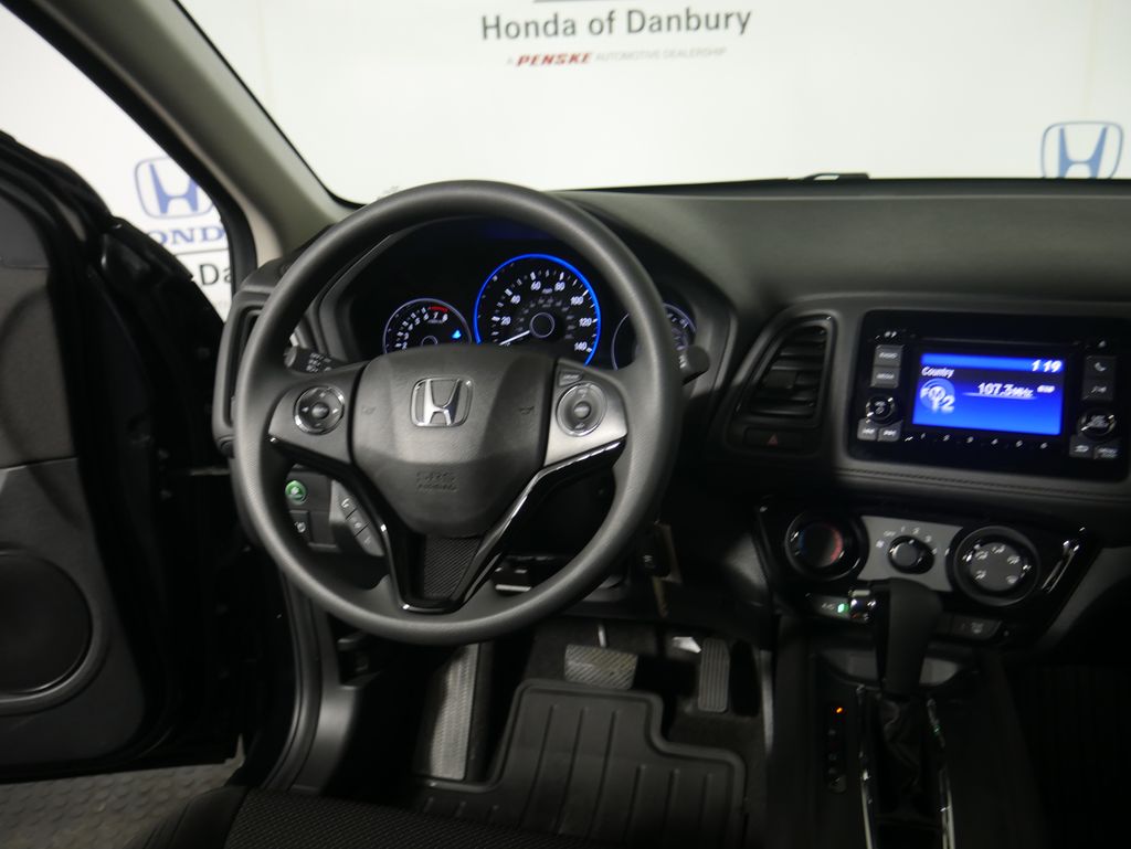 2022 Honda HR-V LX 17