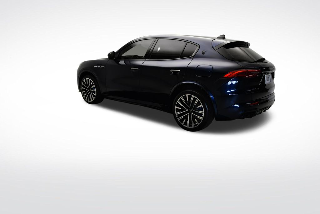 Thumbnail: 2023 Maserati Grecale - 3