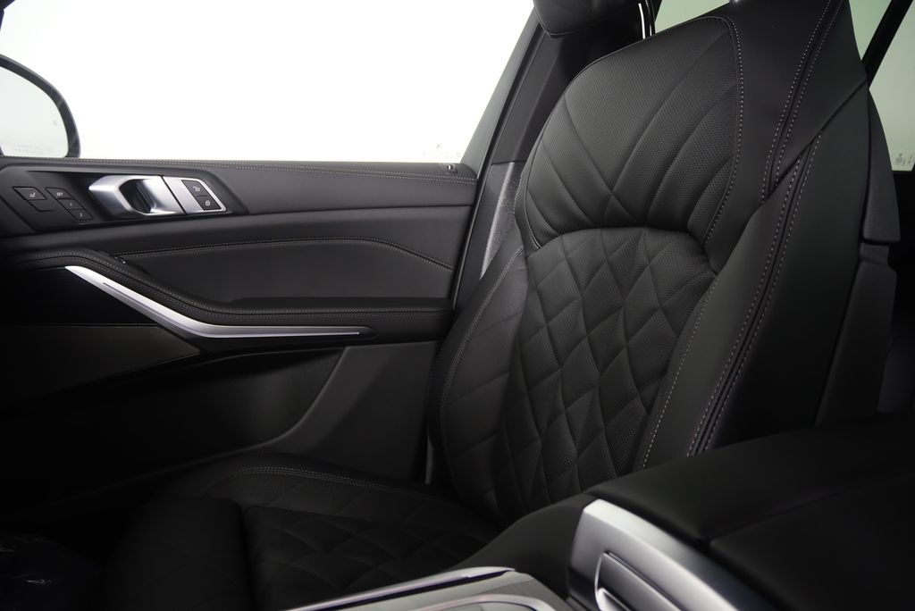 Thumbnail: 2026 BMW X5 - 22