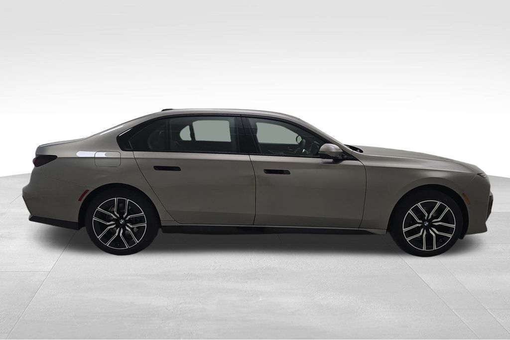 2026 Bmw 750e 750e xDrive photo 24