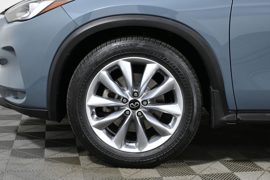 2022 INFINITI QX50 Luxe 11