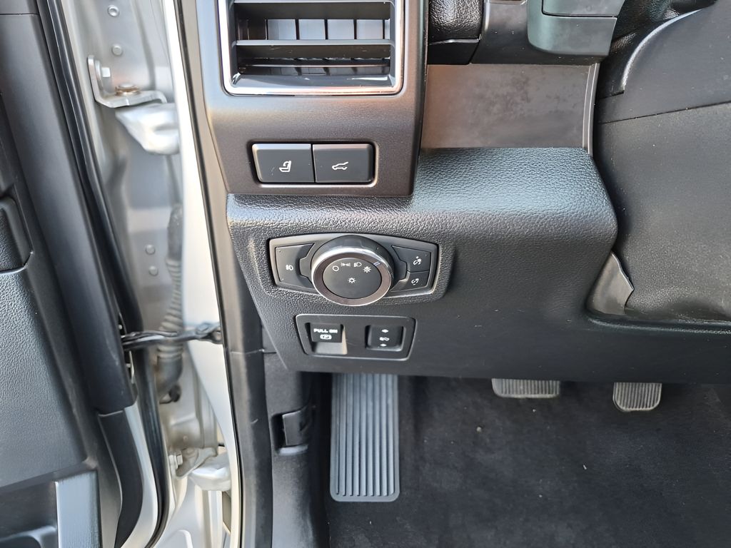 Used Car 2019 Ford Expedition Max  Limited For Sale Under $30,000 In Austin, Texas