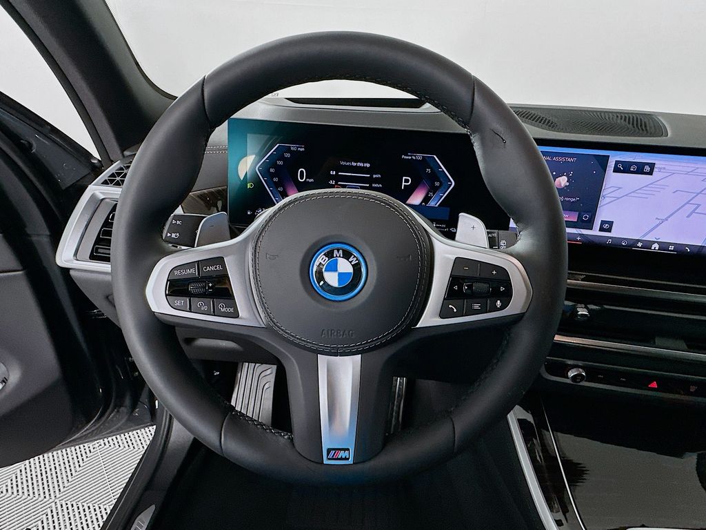 Thumbnail: 2026 BMW X5 - 11