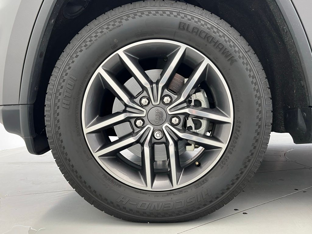 Thumbnail: 2019 Jeep Grand Cherokee - 22