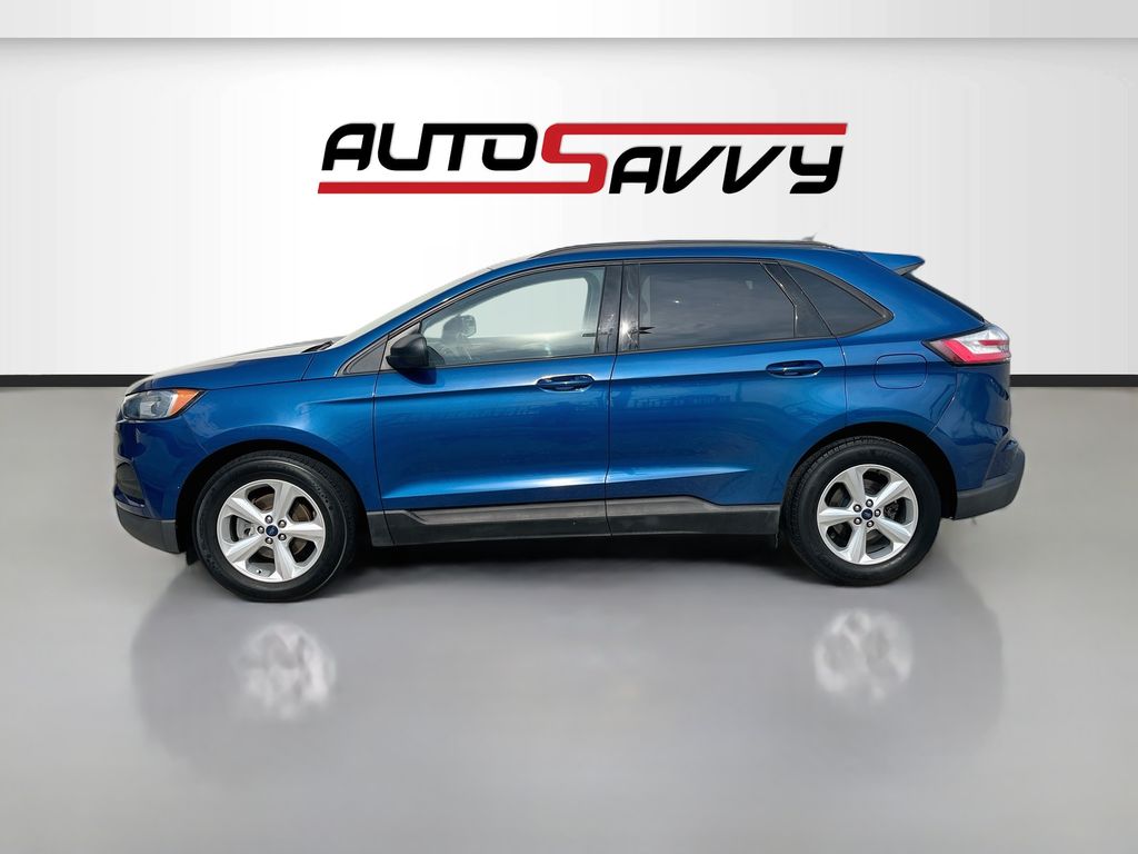 Used 2020 Blue Ford SE image 4