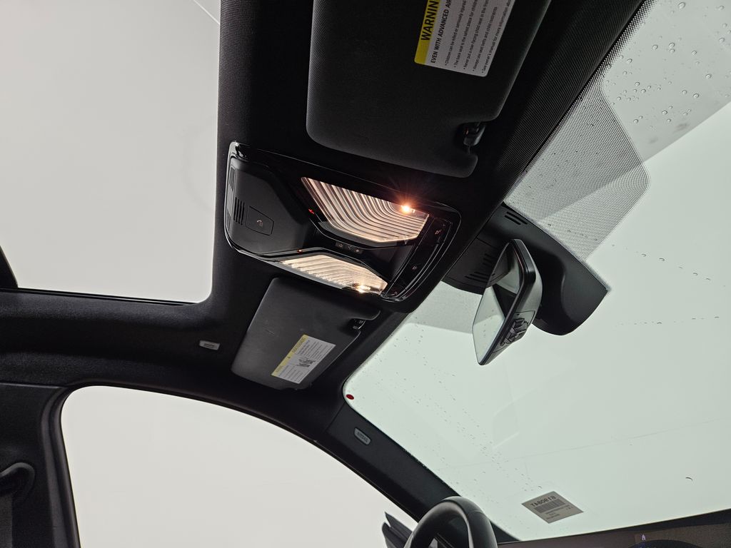 Thumbnail: 2023 BMW i4 - 17