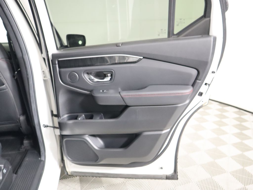 Thumbnail: 2025 Honda Pilot - 27