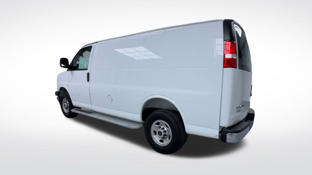 Used 2025 GMC Savana 2500 Van