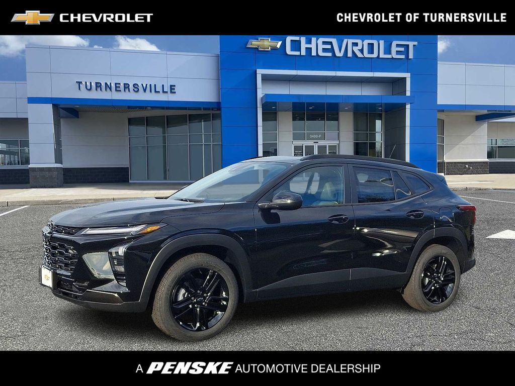 Thumbnail: 2025 Chevrolet Trax - 1