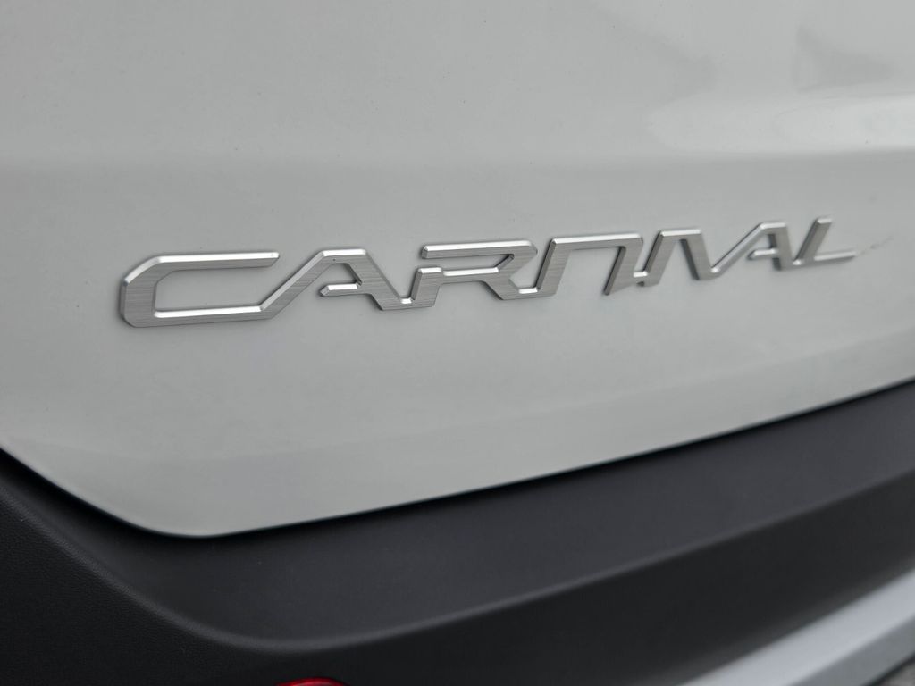 2027 Kia Carnival - $39,065