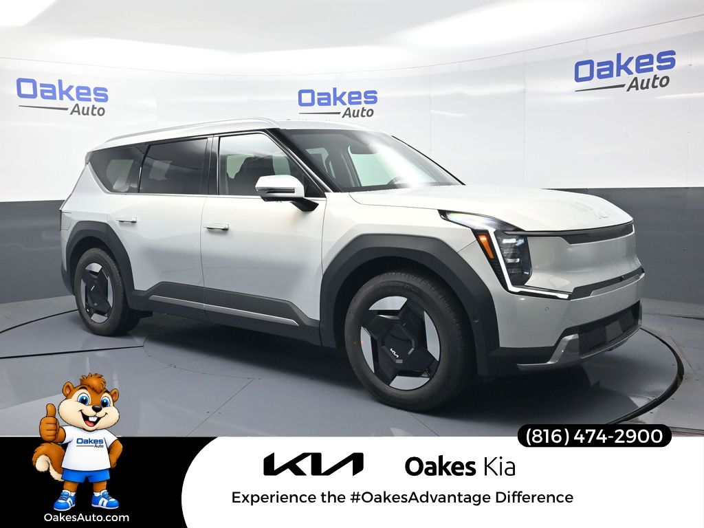 White (Ivory Silver) 2026 Kia EV9 SUV / Crossover All-Wheel Drive 1-Speed Automatic
