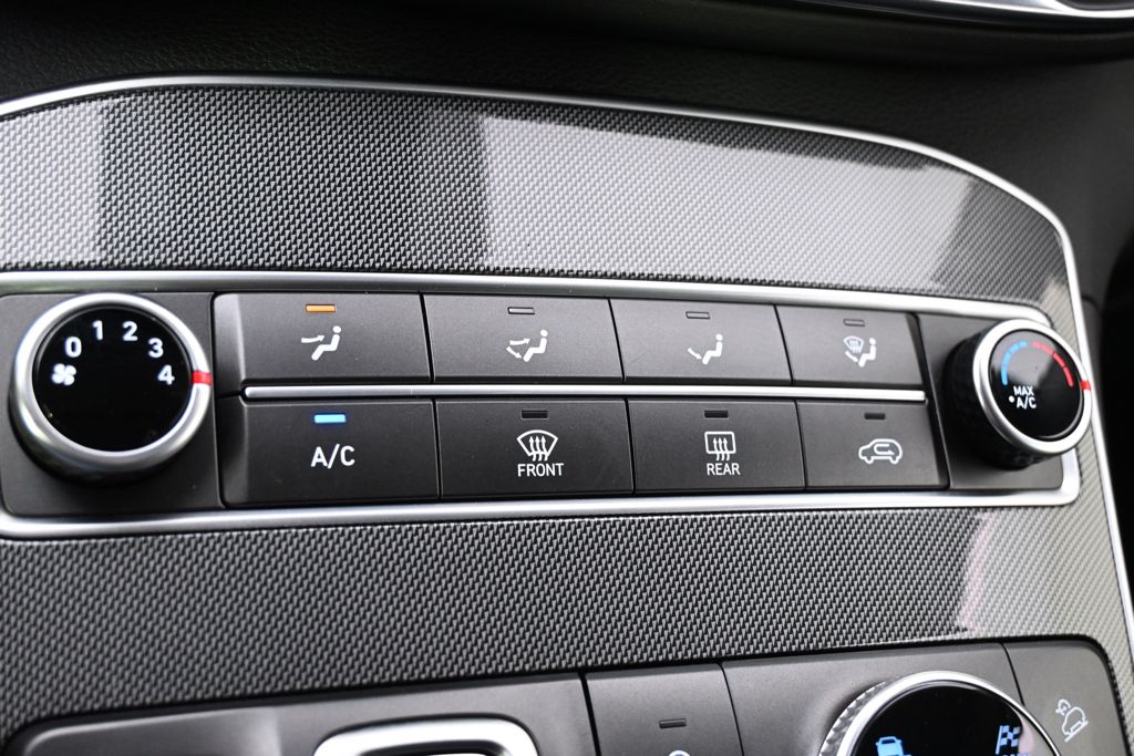 Used 2023 Red Hyundai SE image 30