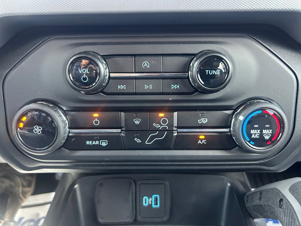 Used Car 2024 Ford Bronco  Big Bend For Sale Under $40,000 In Floresville, Texas