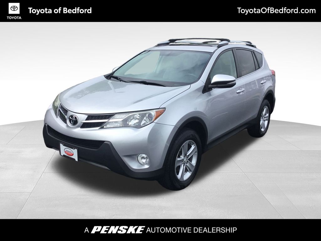 2014 Toyota RAV4 XLE Hero Image
