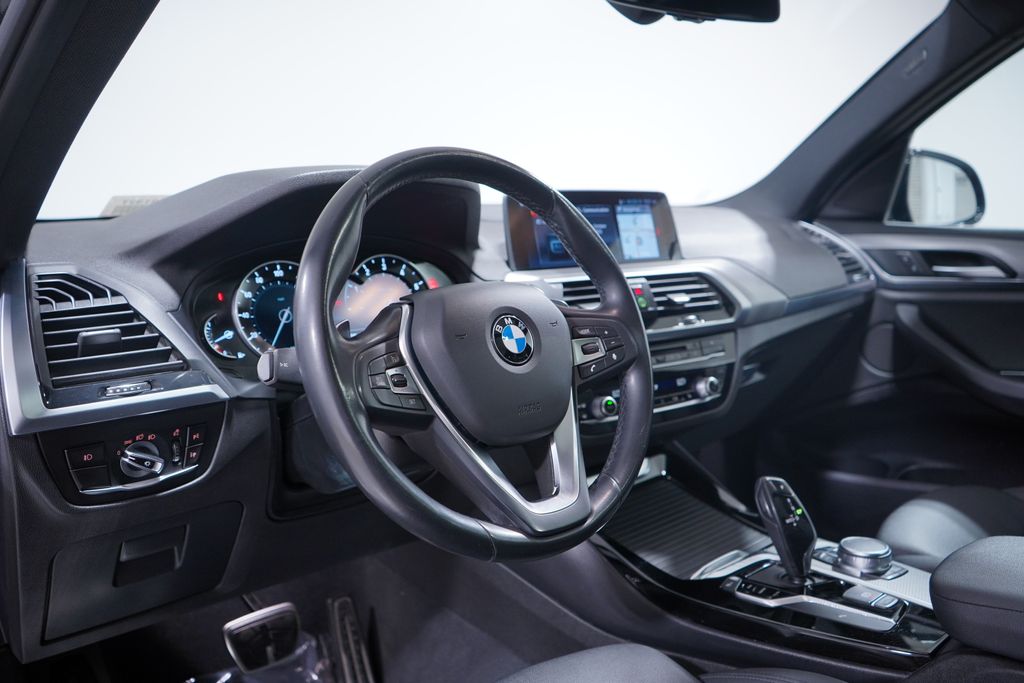 Thumbnail: 2019 BMW X3 - 6