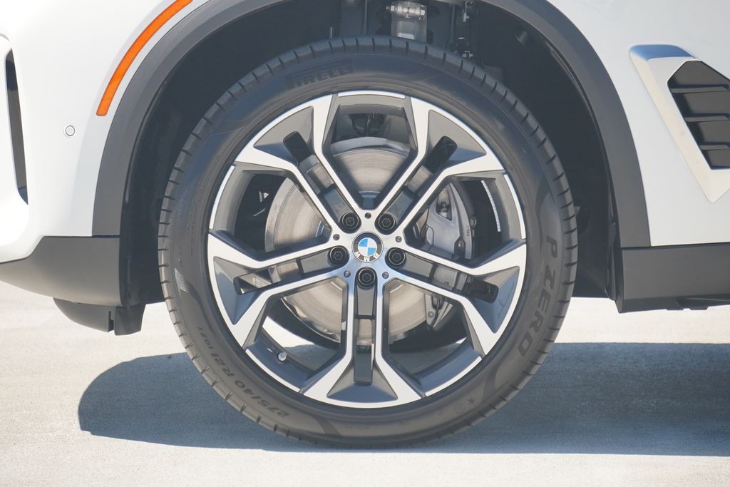 Thumbnail: 2026 BMW X5 - 5