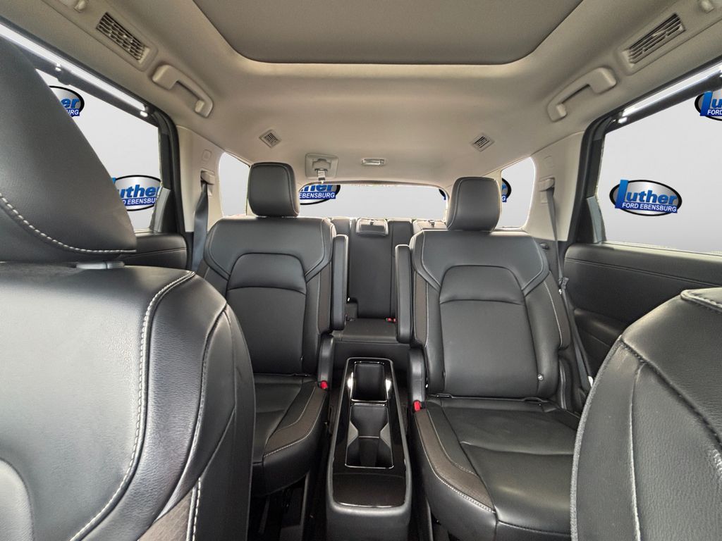 2024 Nissan Pathfinder SL White at Bob Ruth Ford