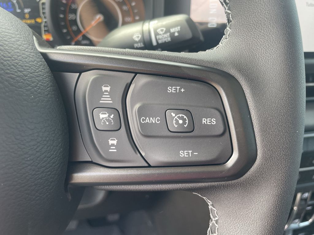 2025 Jeep Gladiator Rubicon White at Legacy Ford