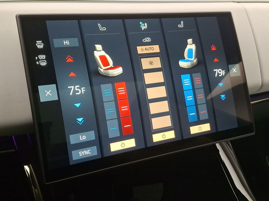 Thumbnail: 2026 Land Rover Range Rover Sport - 13