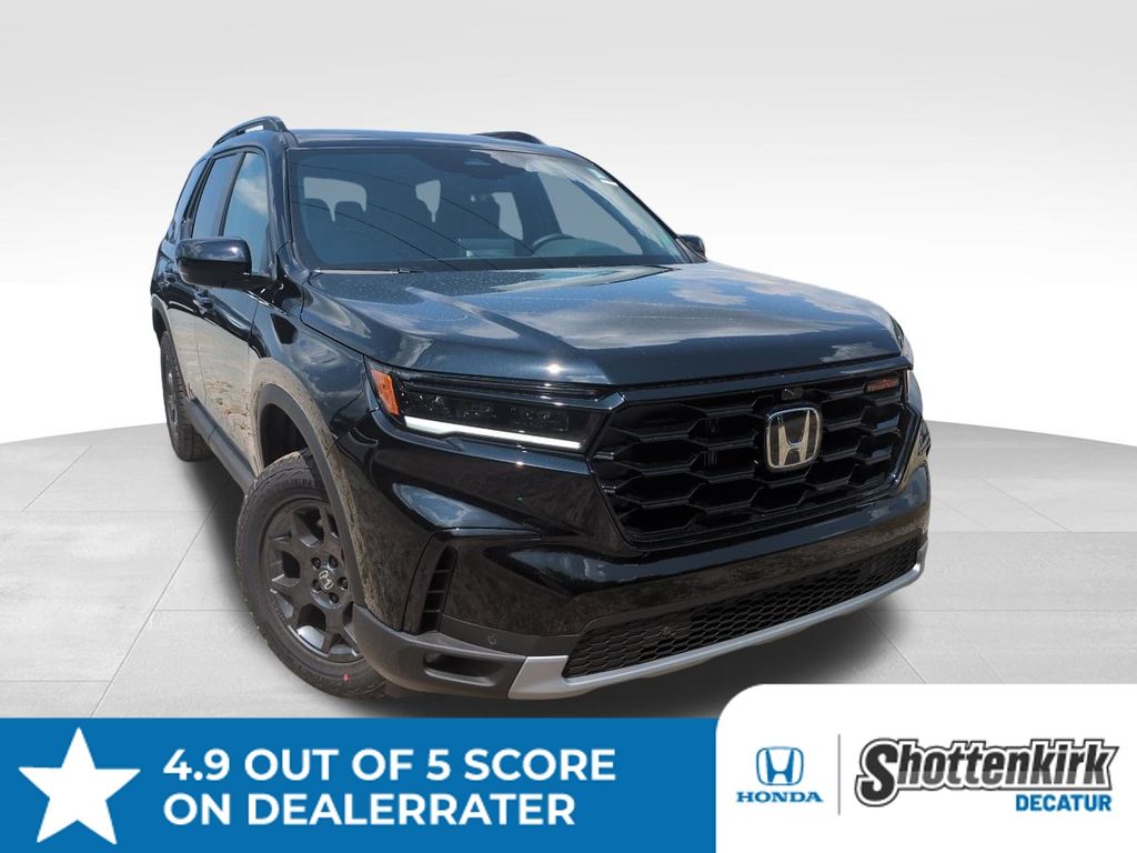 2025 Honda Pilot TrailSport photo 2