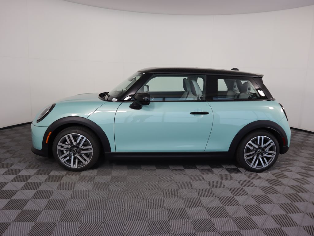 2025 MINI Cooper S 9