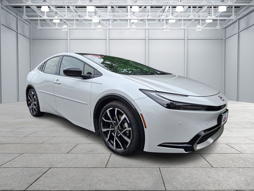 Thumbnail: 2024 Toyota Prius Prime - 3
