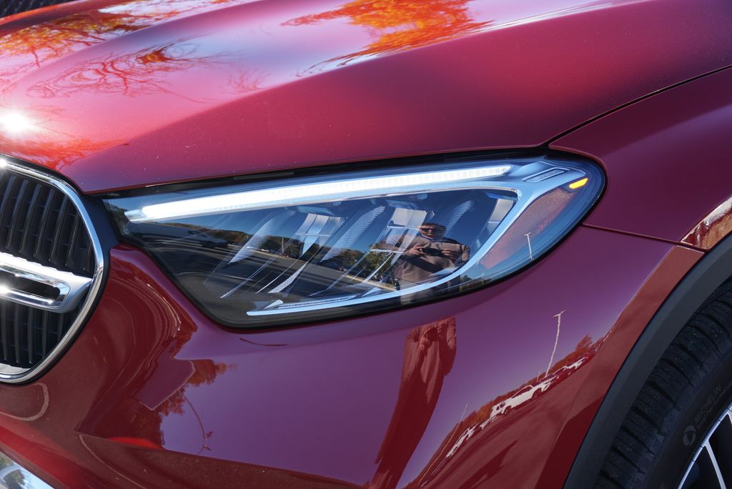 Thumbnail: 2026 Mercedes-Benz GLC - 11