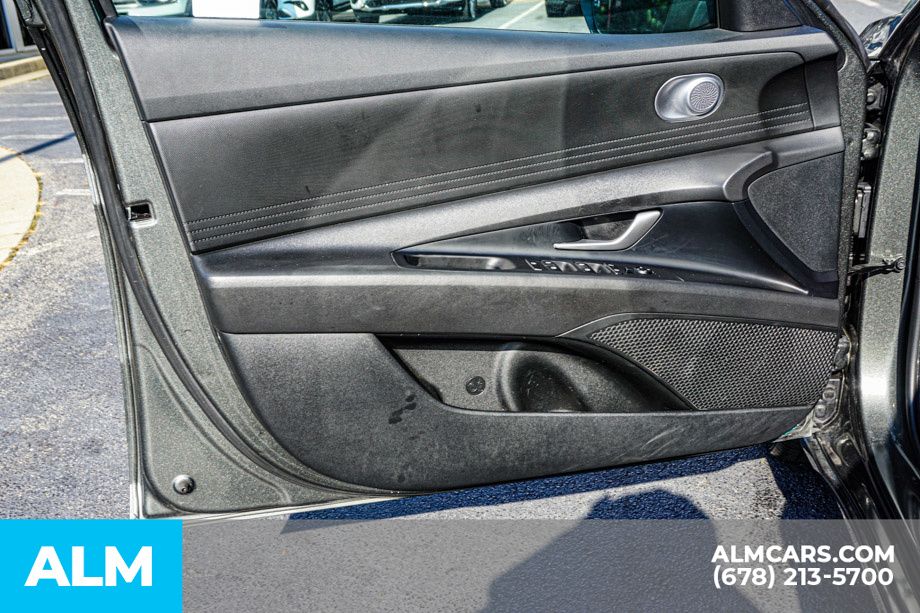 Used 2024 Gray Hyundai SEL image 46