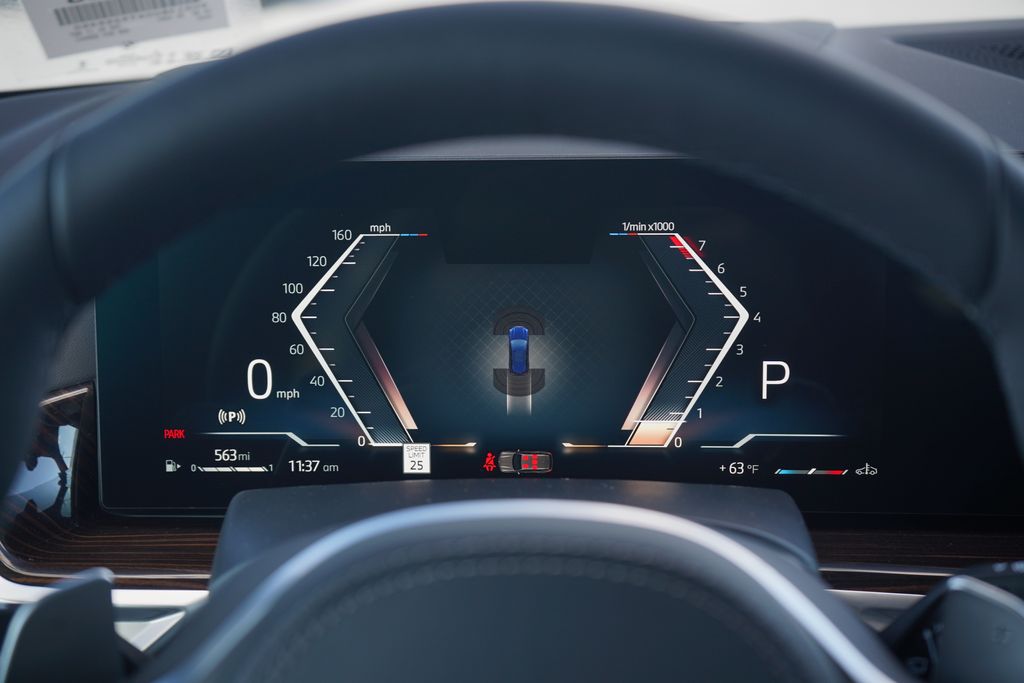 Thumbnail: 2026 BMW X5 - 17