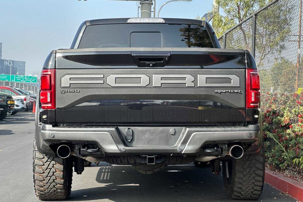 2019 Ford F-150 Raptor 7