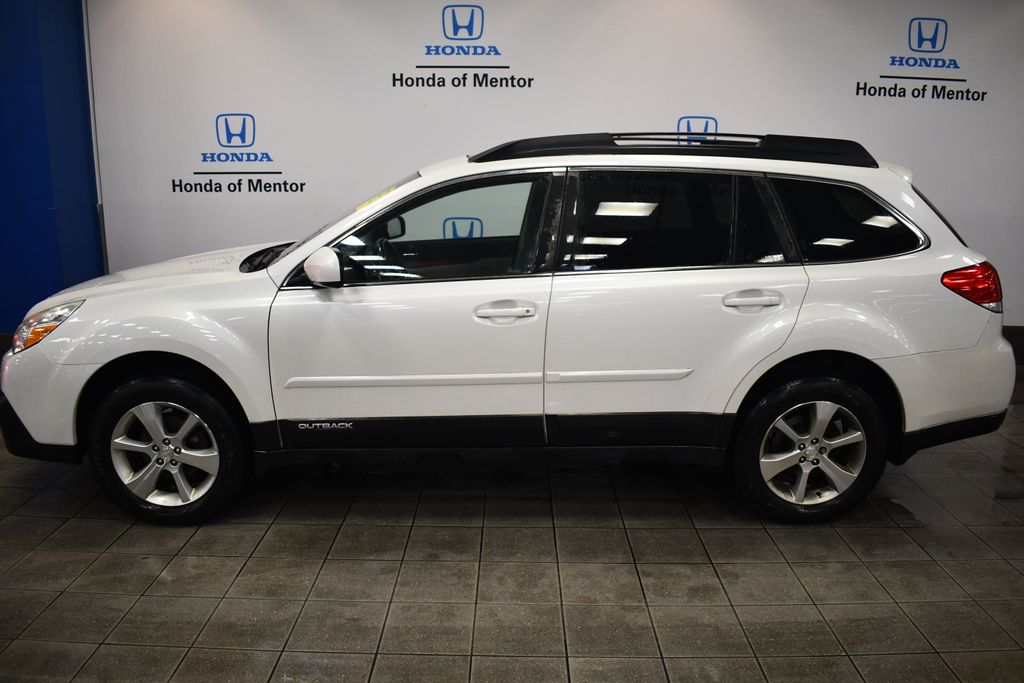 Thumbnail: 2013 Subaru Outback - 4