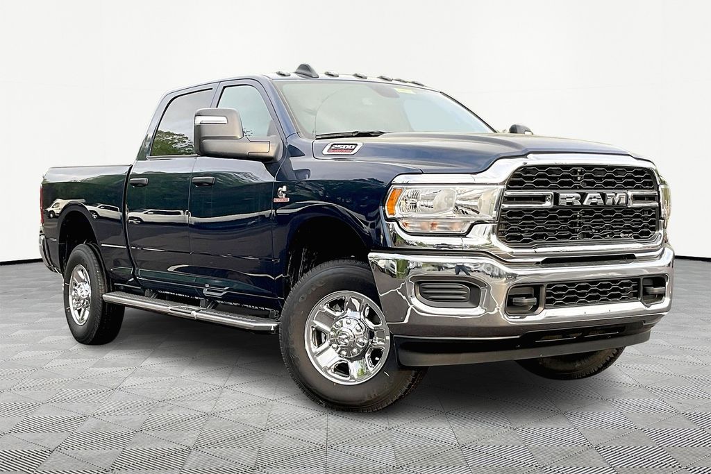 2024 RAM 2500 Tradesman Crew Cab 4WD