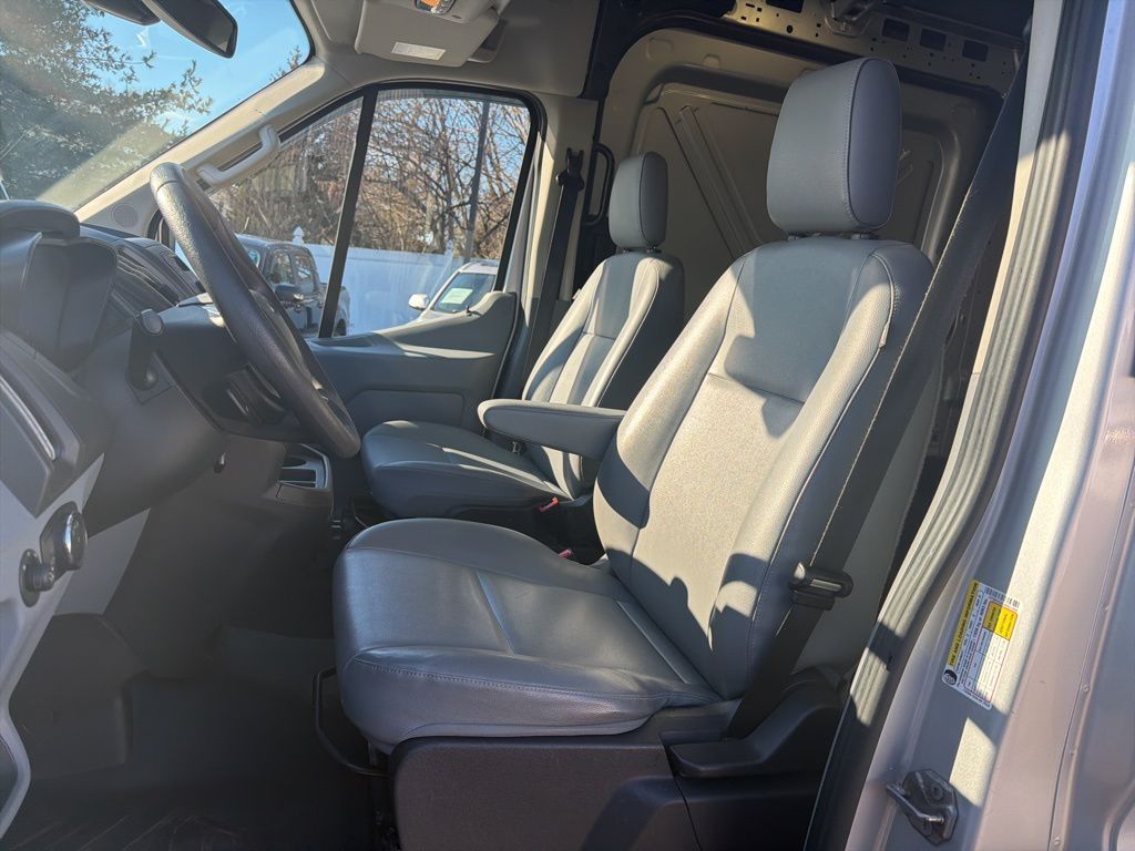 used 2017 Ford Transit-350 car