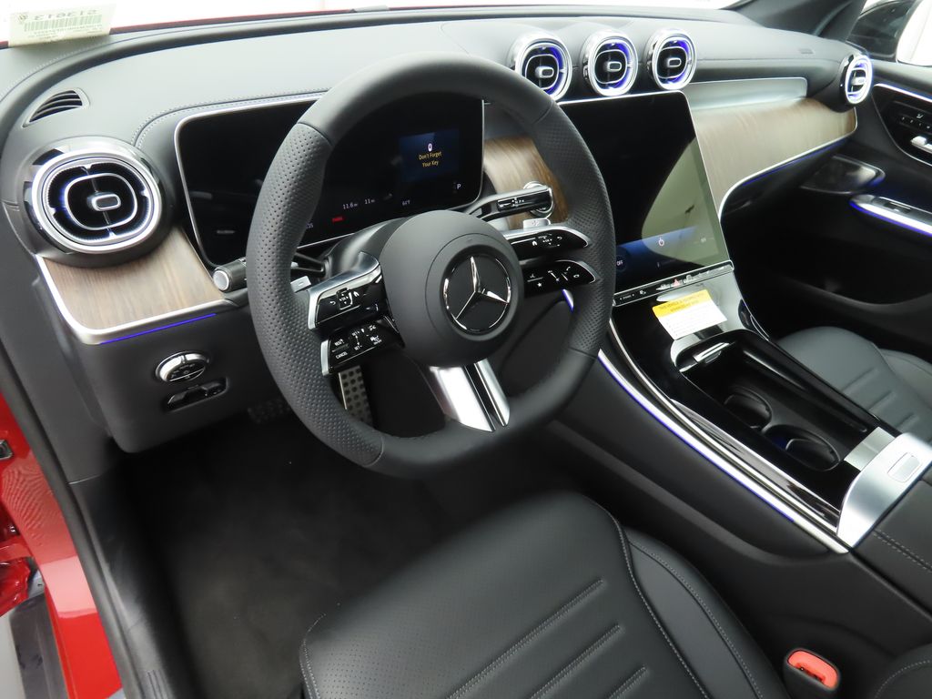 Thumbnail: 2025 Mercedes-Benz GLC - 9