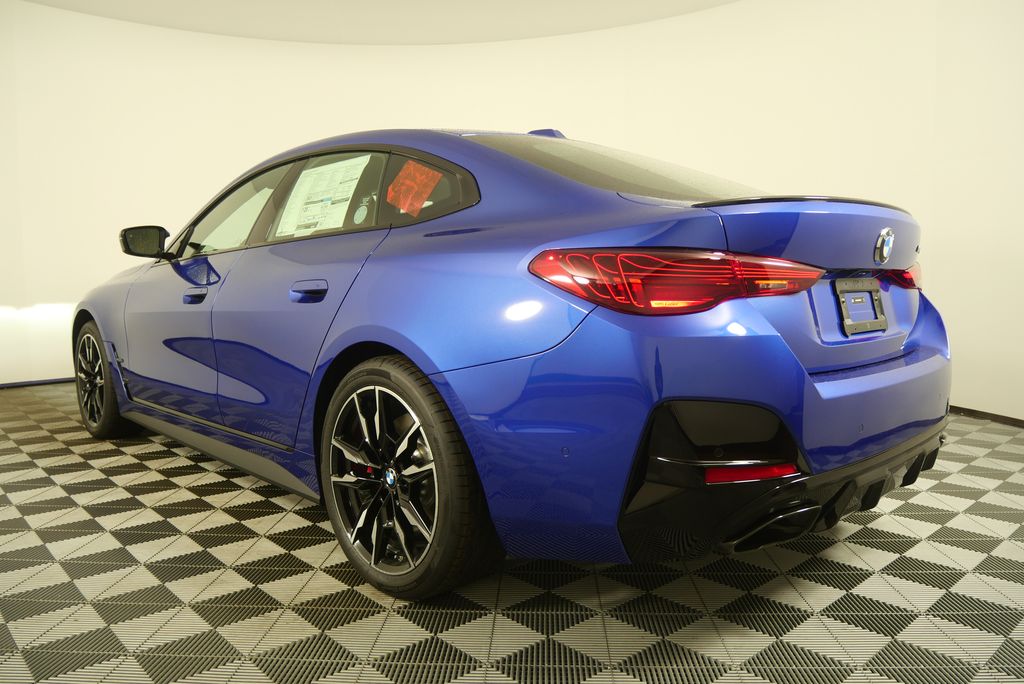 Thumbnail: 2026 BMW 4 Series - 5