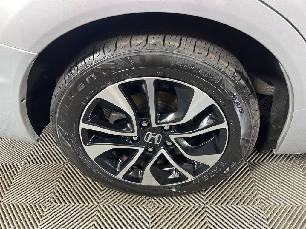 Thumbnail: 2014 Honda Civic - 17