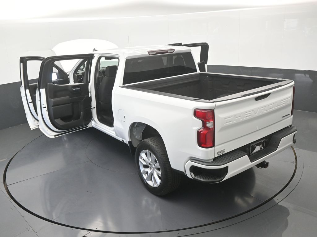 Used 2022 Summit White Chevrolet Custom image 66
