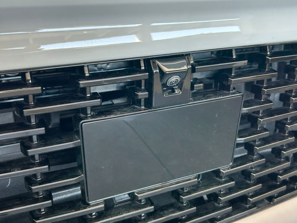 New 2026 Bright White Clearcoat Jeep Summit Obsidian image 41