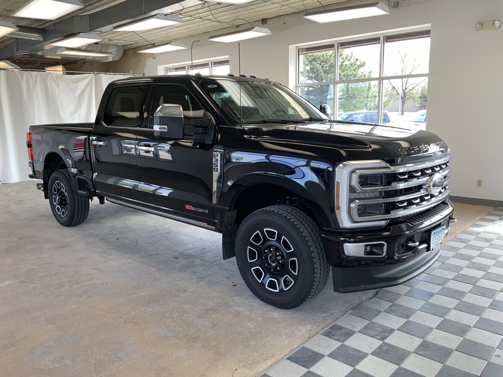 2024 Ford F-350 Super Duty Platinum Crew Cab 4WD