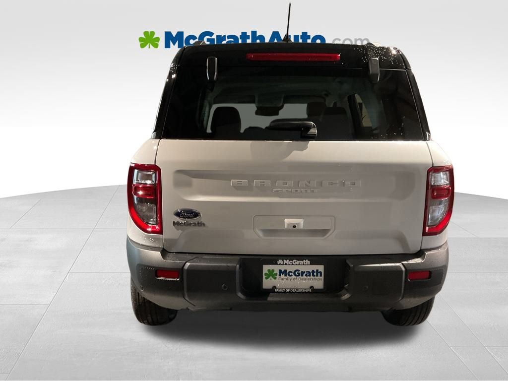 New 2025 White Ford Outer Banks image 4