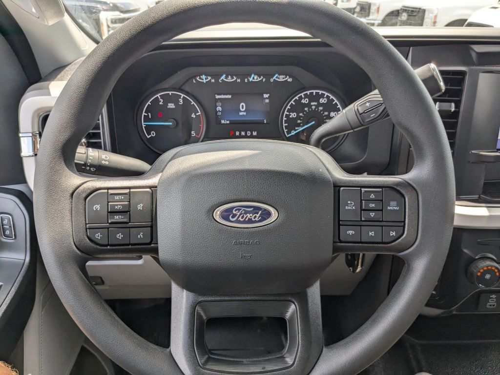 2025 Ford F-250 Super Duty XL