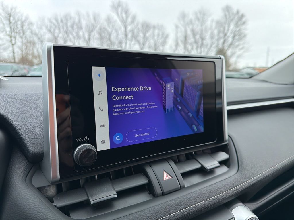 Thumbnail: 2025 Toyota RAV4 - 28