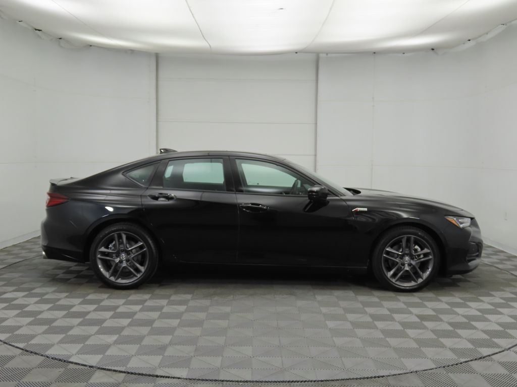 Thumbnail: 2025 Acura TLX - 4