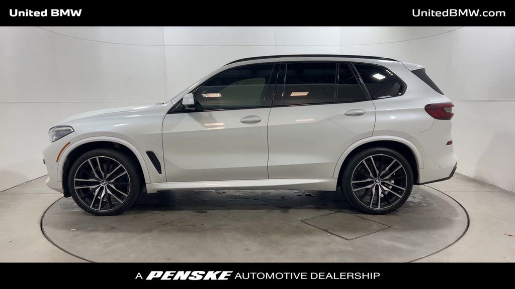 Thumbnail: 2023 BMW X5 - 5