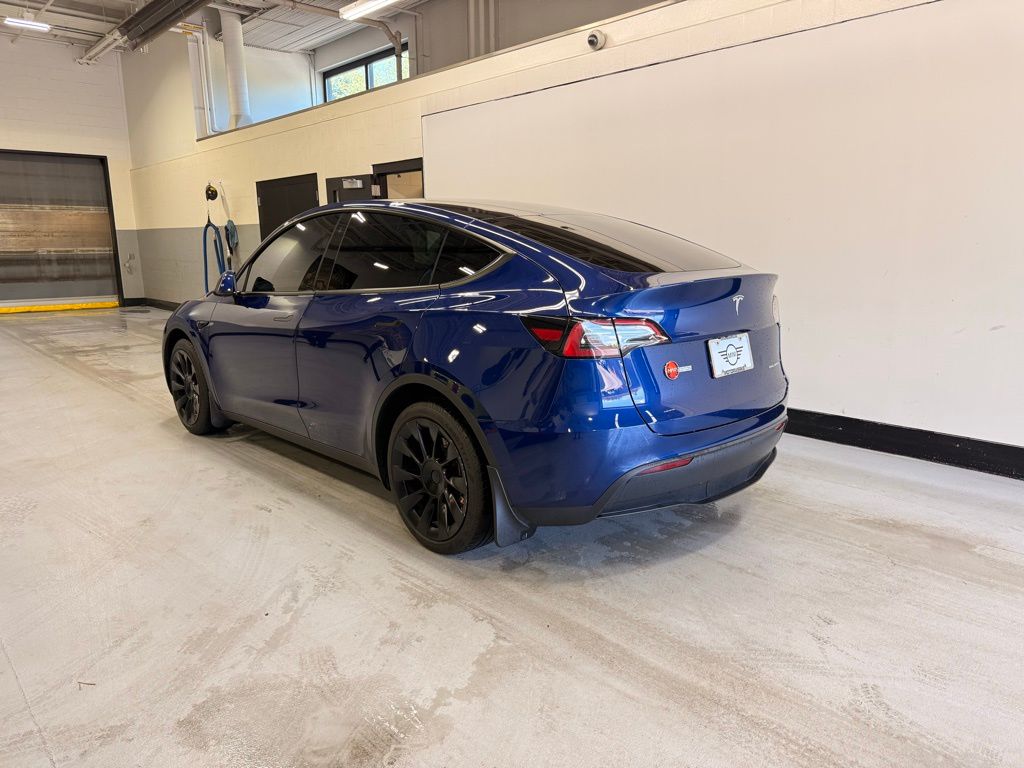 2023 Tesla Model Y Long Range 3
