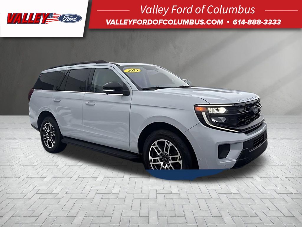 2025 Ford Expedition Active 4WD