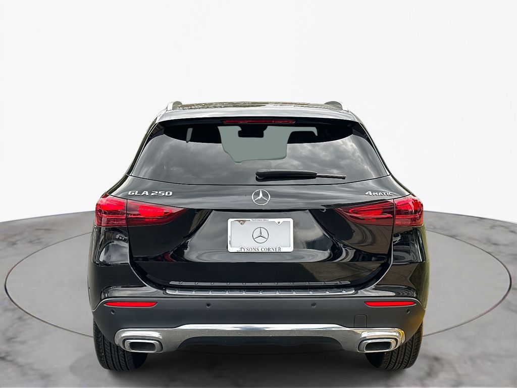 Thumbnail: 2025 Mercedes-Benz GLA - 9