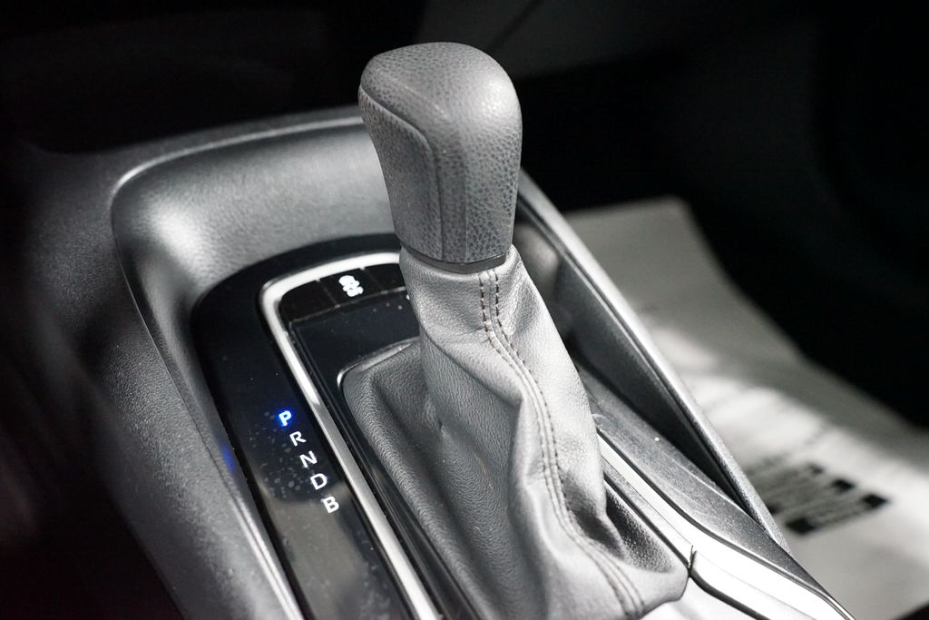 Thumbnail: 2023 Toyota Corolla - 21