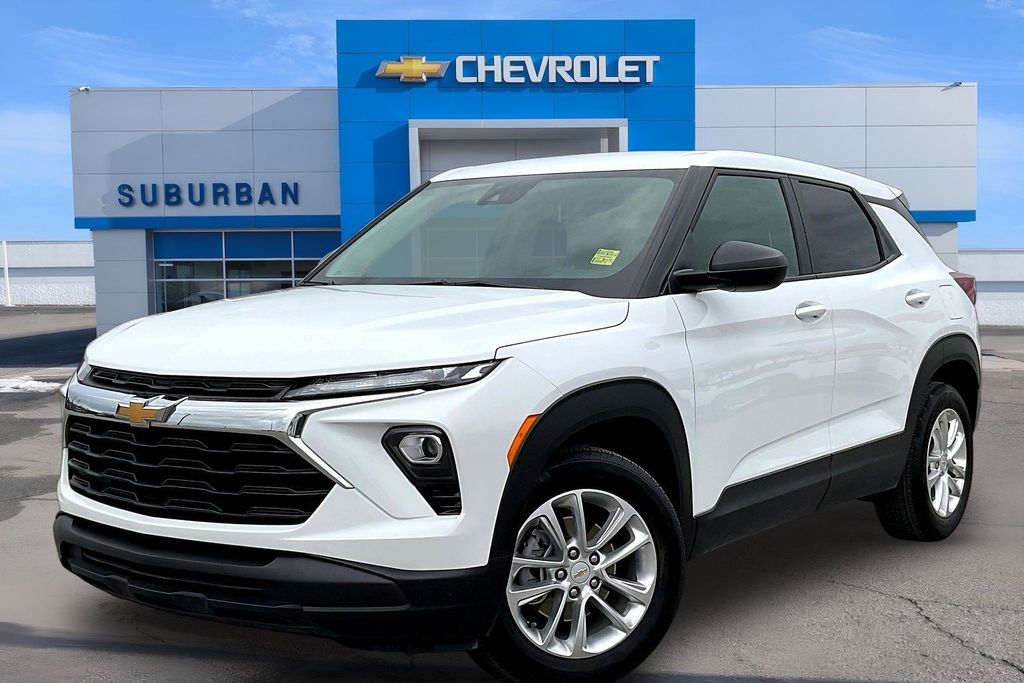 2025 Chevrolet Trailblazer LS FWD