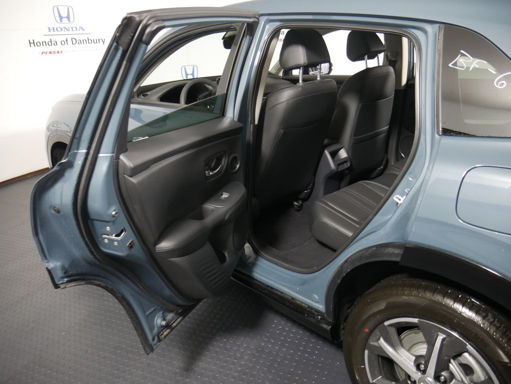 Thumbnail: 2027 Honda HR-V - 9